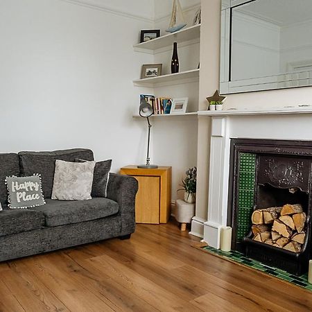 Sunny Seaside Beach House Lytham Centre Sleeps 8 Lytham St Annes Dış mekan fotoğraf