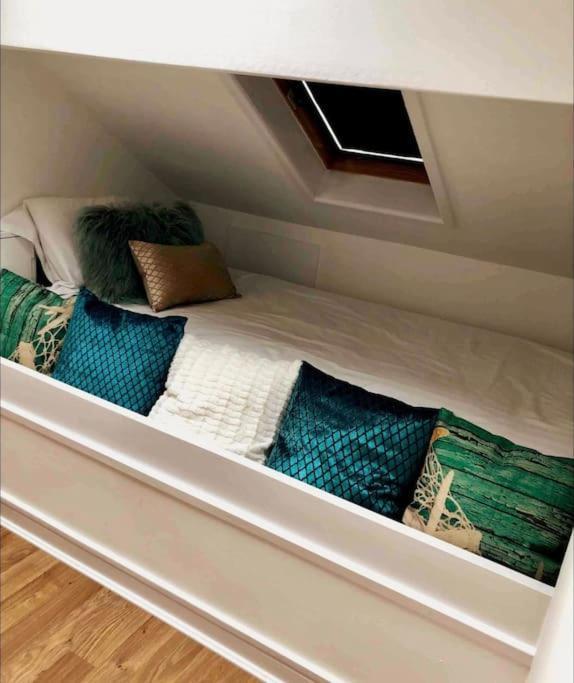 Sunny Seaside Beach House Lytham Centre Sleeps 8 Lytham St Annes Dış mekan fotoğraf